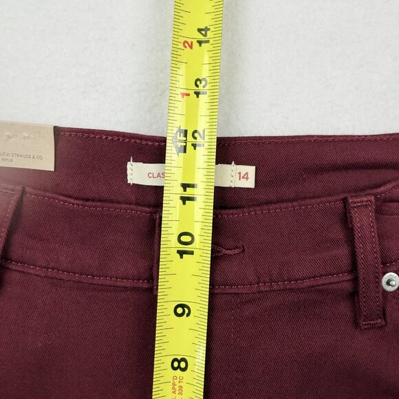 Levi's Womens Classic Straight Mid Rise Stretch Burgundy Denim Jeans Size 14 NWT - Picture 9 of 11